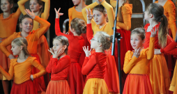 Rīgas Doma kora skola aicina diriģentus un mūzikas pedagogus uz profesionālās pilnveides kursiem “Laudamus”