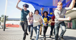 Iespēju sniegšana nākotnes līderiem: Eiropas Komisija izsludina 'ImagineEU' konkursu vidusskolām