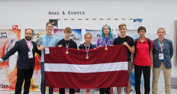 Latvijas skolēniem trīs bronzas medaļas Starptautiskajā fizikas olimpiādē Francijā