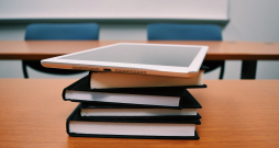 Jauna multifaktorāla un intelektiska pamatskolas mācību procesa pārraudzības risinājuma izstrāde tā efektīvākai organizēšanai un izglītojamā individuālā progresa novērtēšanai