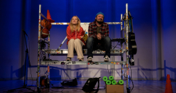 Nepiederošiem ieeja aizliegta