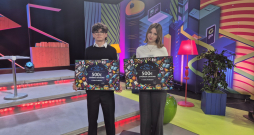 E-klases stipendiju izaugsmei saņem erudīcijas spēles “Gudrs, vēl gudrāks” 11.klašu finālisti