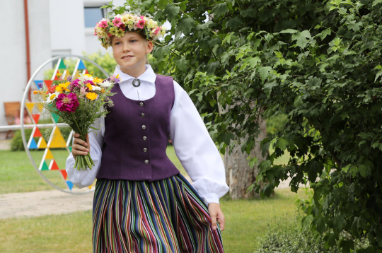 Noslēgsies XII Latvijas Skolu jaunatnes dziesmu un deju svētku notikums "Saulesvija"