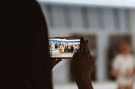  Latvijas Televīzija aicina pusaudžus pieteikties aktieru atlasei platformas “Plusau-dzis” TikTok seriālam “Četrinieks”