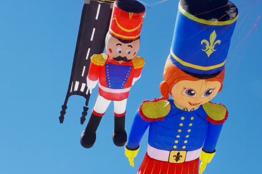  Rīgā pirmo reizi notiks starptautiskais gaisa pūķu festivāls “Fantadroms”
