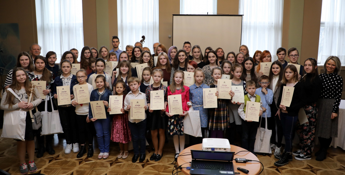 Latvijas Radio skan skolēnu domrakstu lasījumi „Izstāsti man savu sapni”