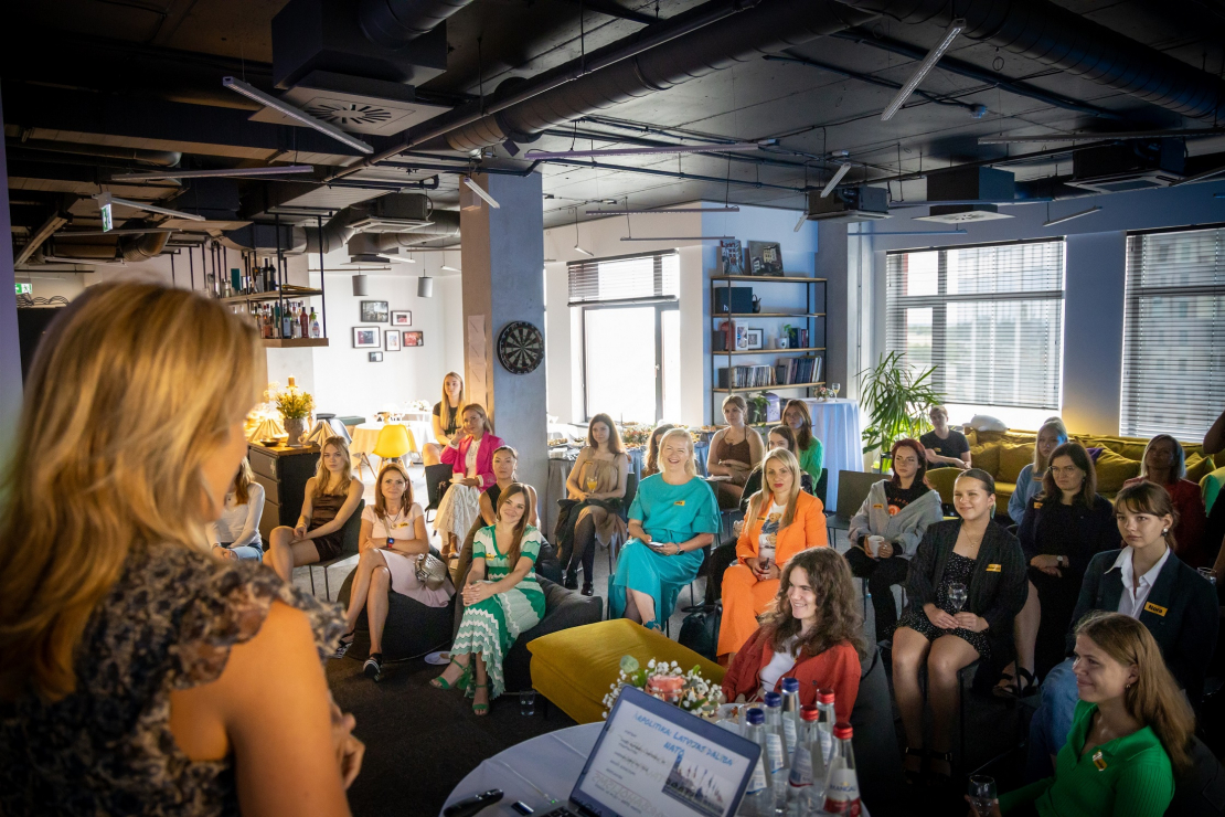 Apvienojas jaudīgas Latvijas sievietes – līderes, lai iedvesmotu jaunietes sapņu piepildījumam