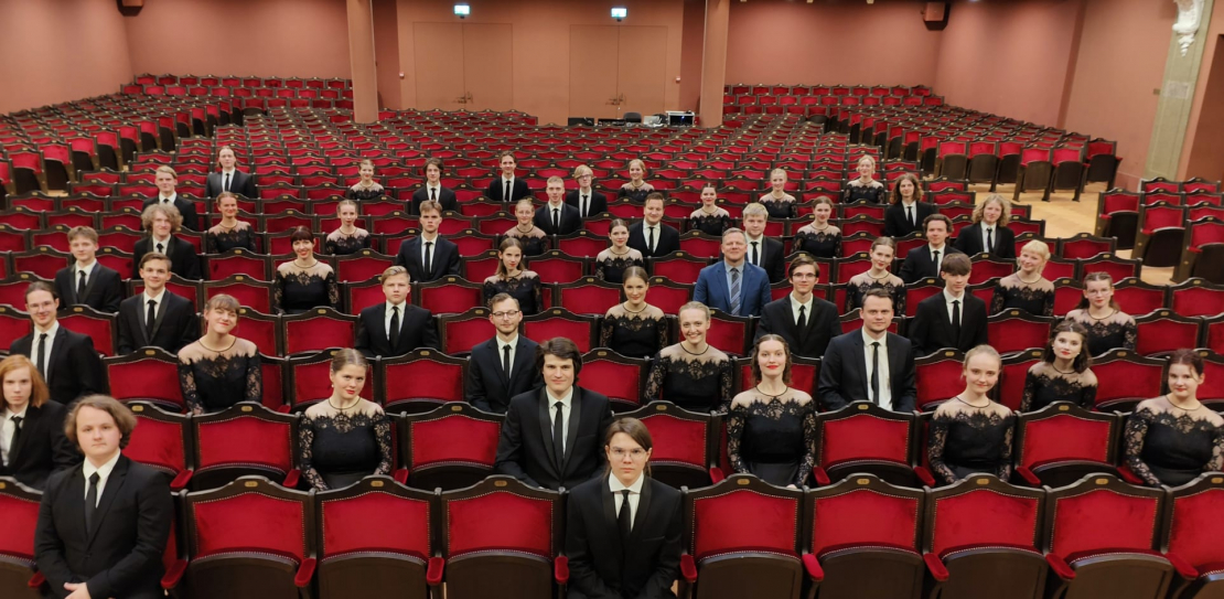 Rīgas Doma kora skolas jauktais koris atgriezies no prestižā Eiropas Jauniešu koru festivāla