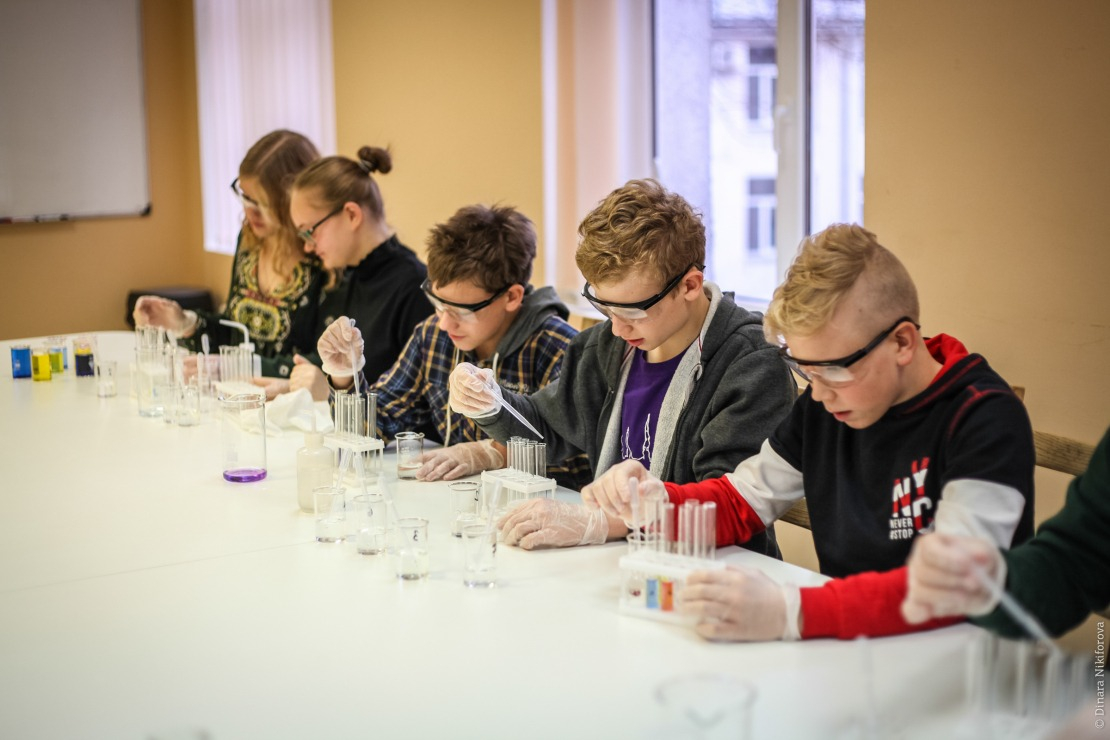 “Laboratorium Zinātnes skola” piedāvā budžeta vietas skolēniem jau 6. gadu pēc kārtas