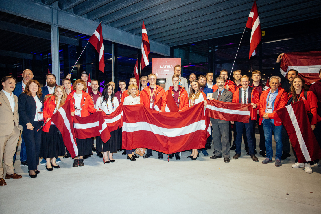 Latvijas jaunieši spoži startē EuroSkills Herning 2025, izcīnot divas medaļas